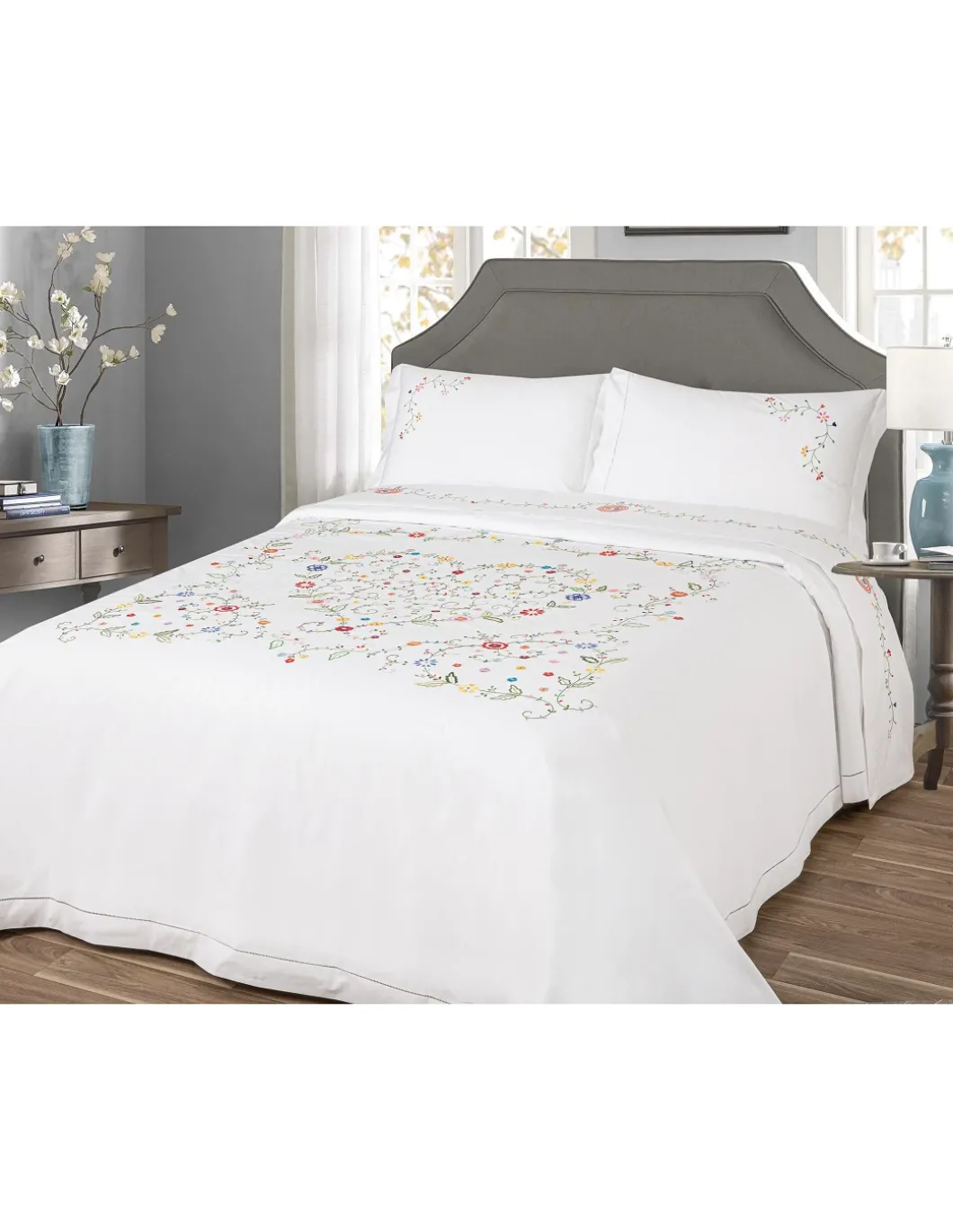 Capa P/ Edredão bordada a mão - Tecido 100% algodão percal branco