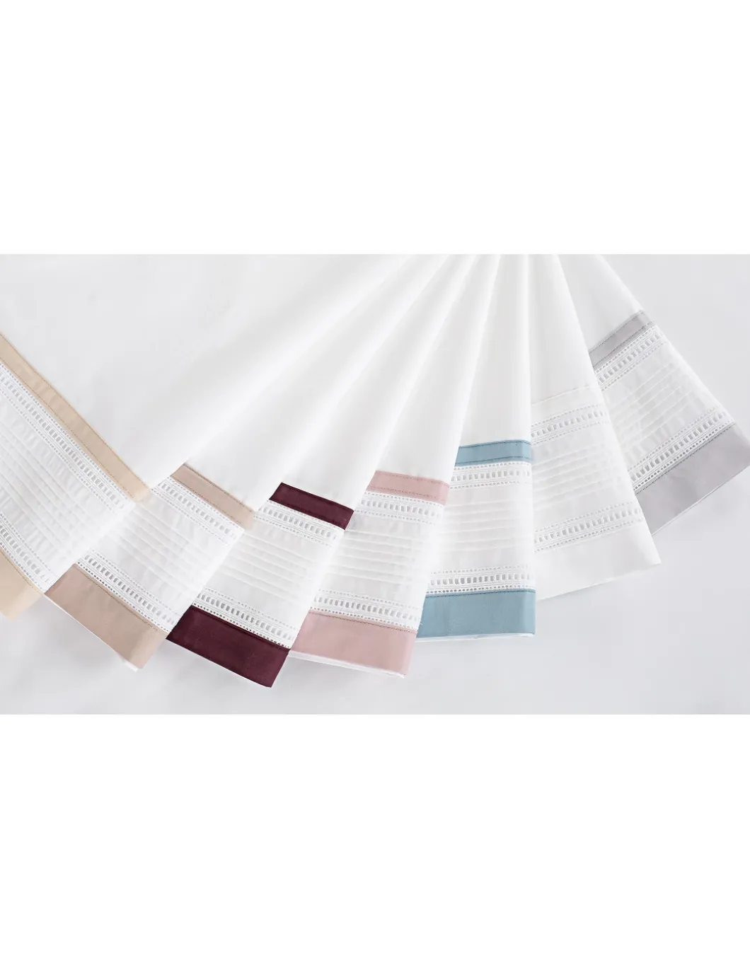 Jogo de 3 toalhas 100% algodão 600 gr./m2 - C/ renda aplicada ROMA