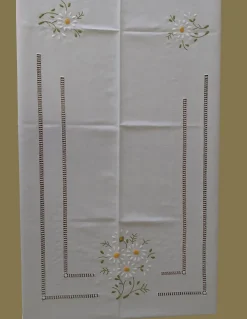 175X380 CM - Toalha de mesa de linho bordada a mão - bordados da lixa