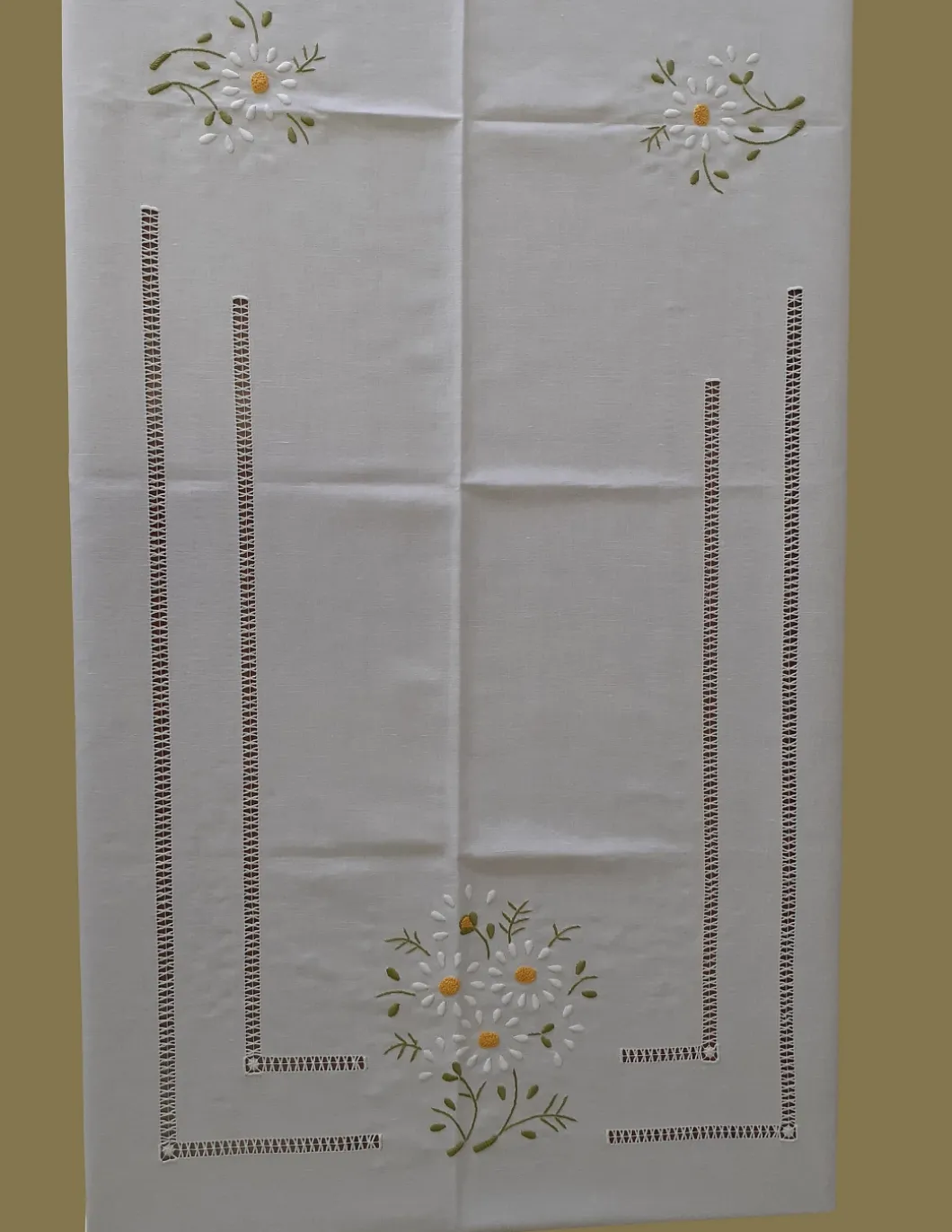 175X380 CM - Toalha de mesa de linho bordada a mão - bordados da lixa