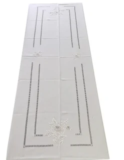 180x350 Toalha de mesa de linho bordada a mão - bordados da lixa